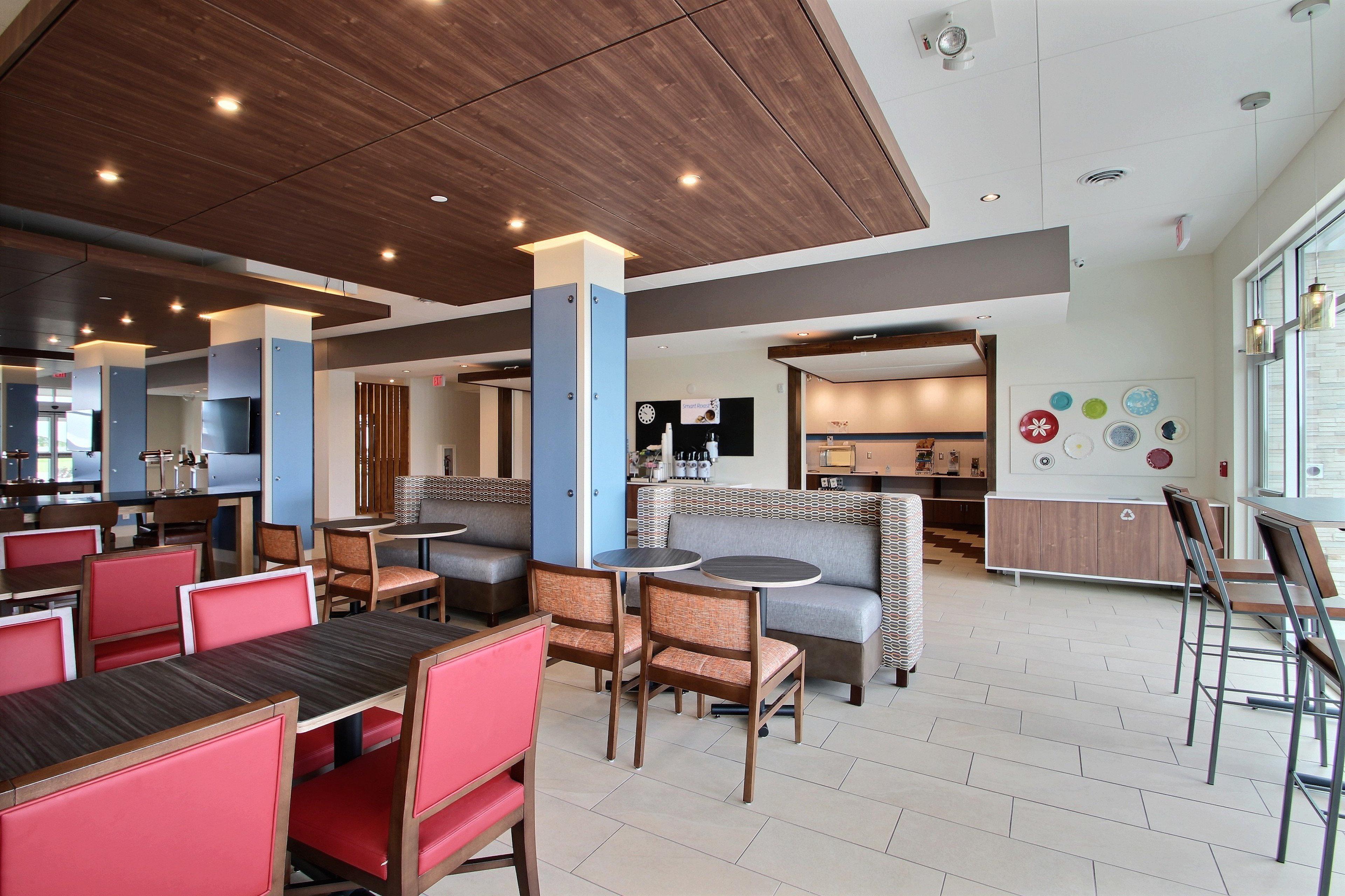 Holiday Inn Express & Suites Fond Du Lac By Ihg Esterno foto