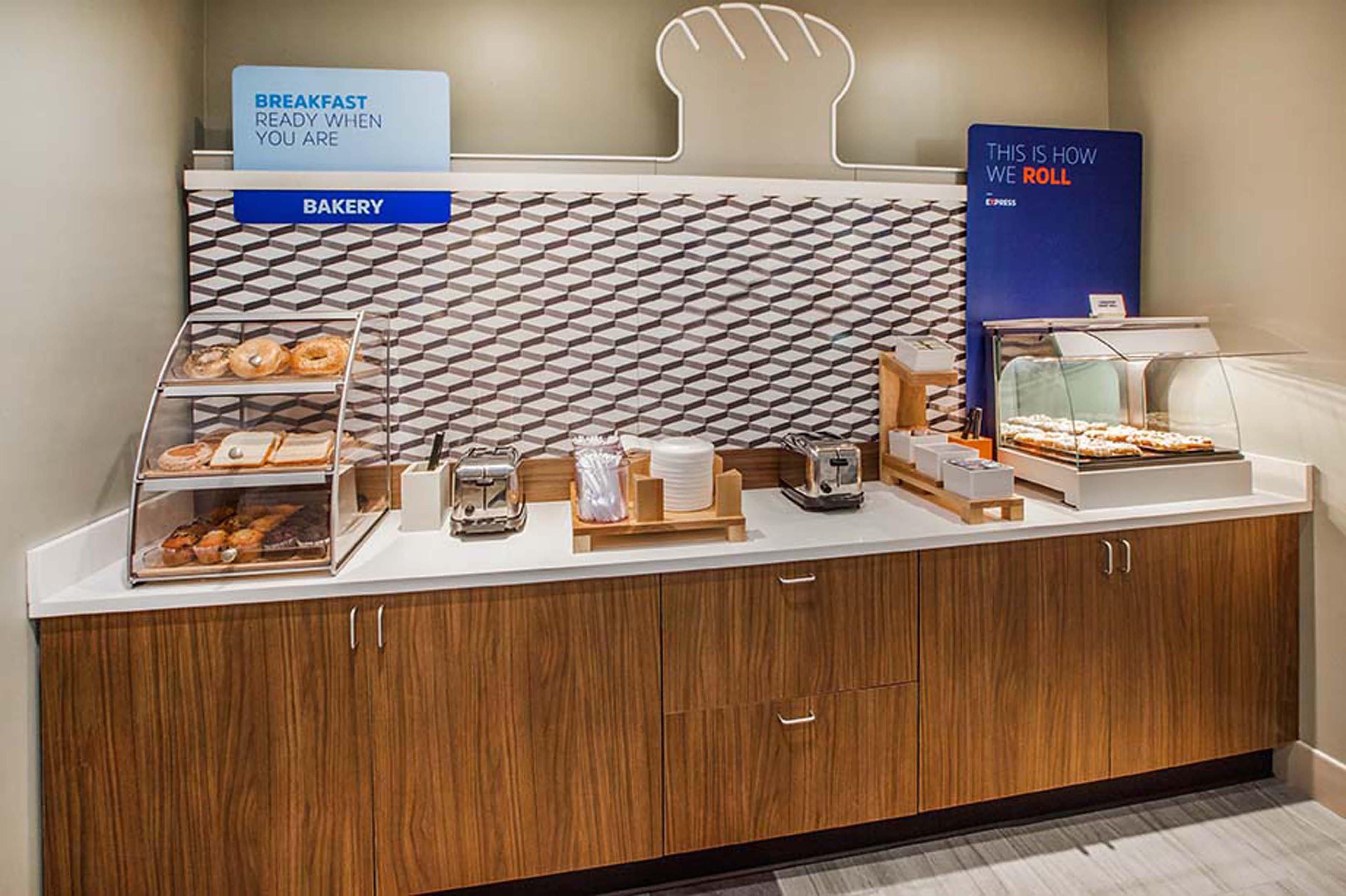 Holiday Inn Express & Suites Fond Du Lac By Ihg Esterno foto