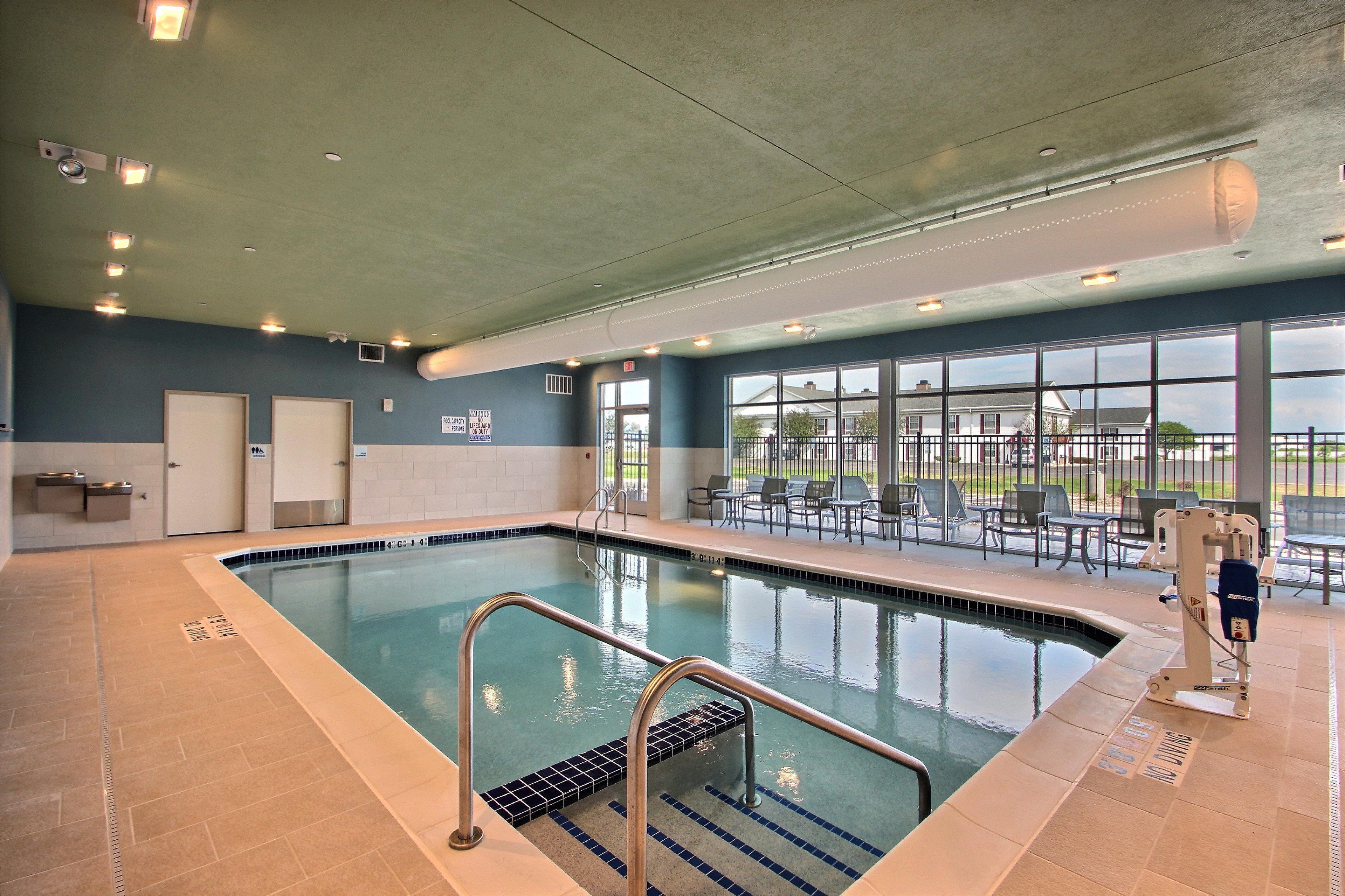 Holiday Inn Express & Suites Fond Du Lac By Ihg Esterno foto